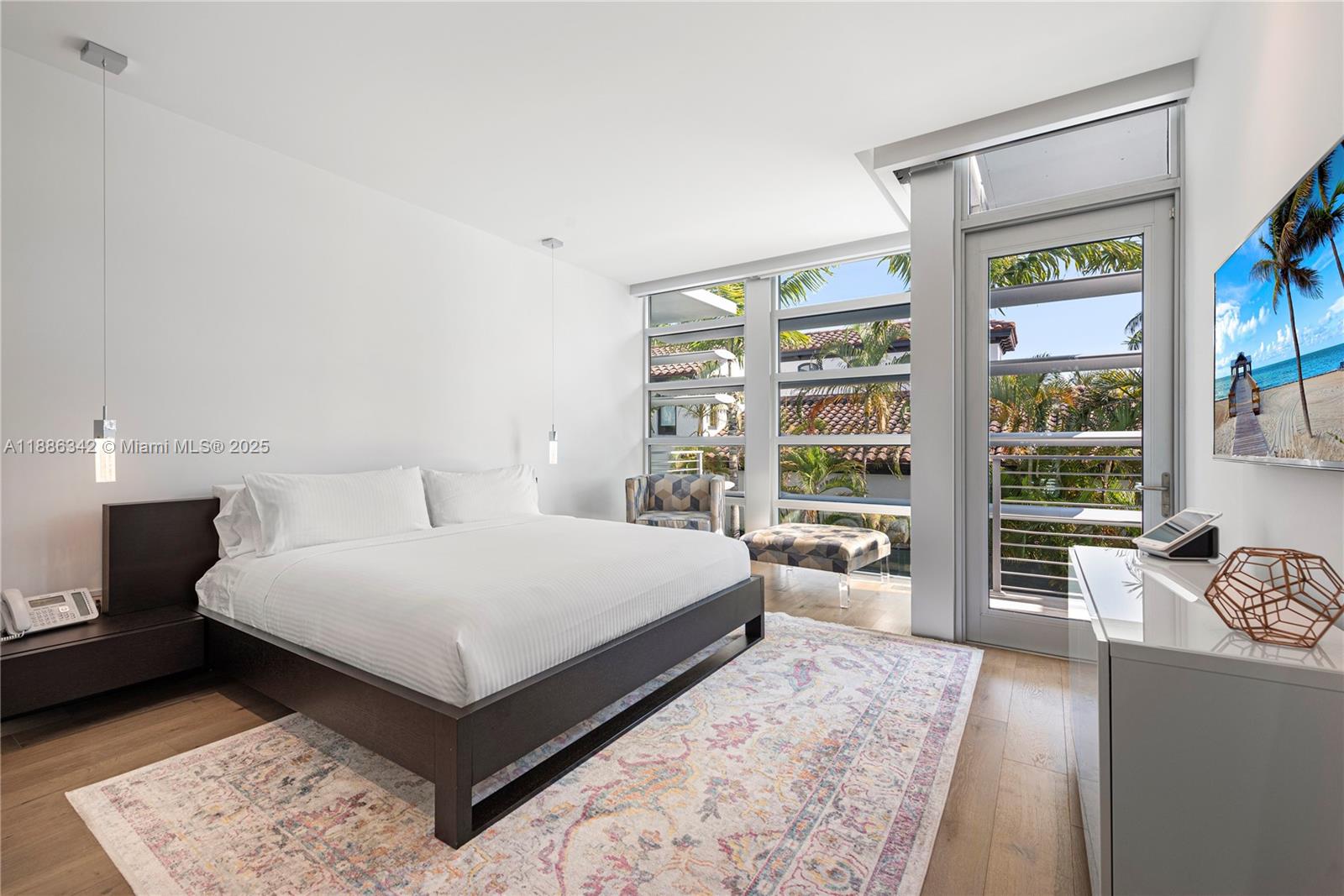 440 S Hibiscus Dr, Miami Beach FL 33139