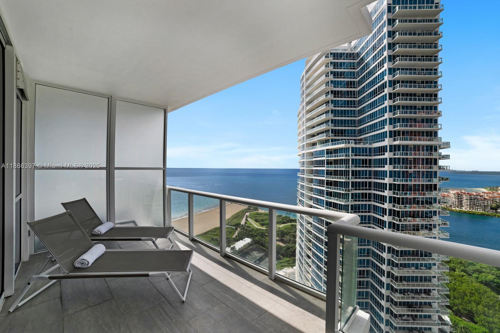 50 S Pointe Dr #2903, Miami Beach FL 33139