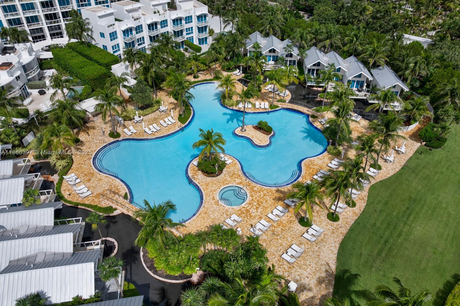 50 S Pointe Dr #2903, Miami Beach FL 33139