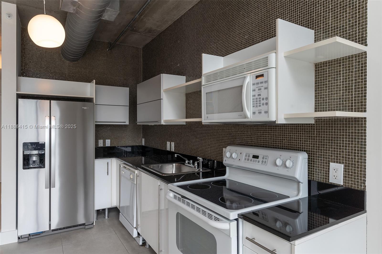 690 SW 1st Ct #1514, Miami FL 33130