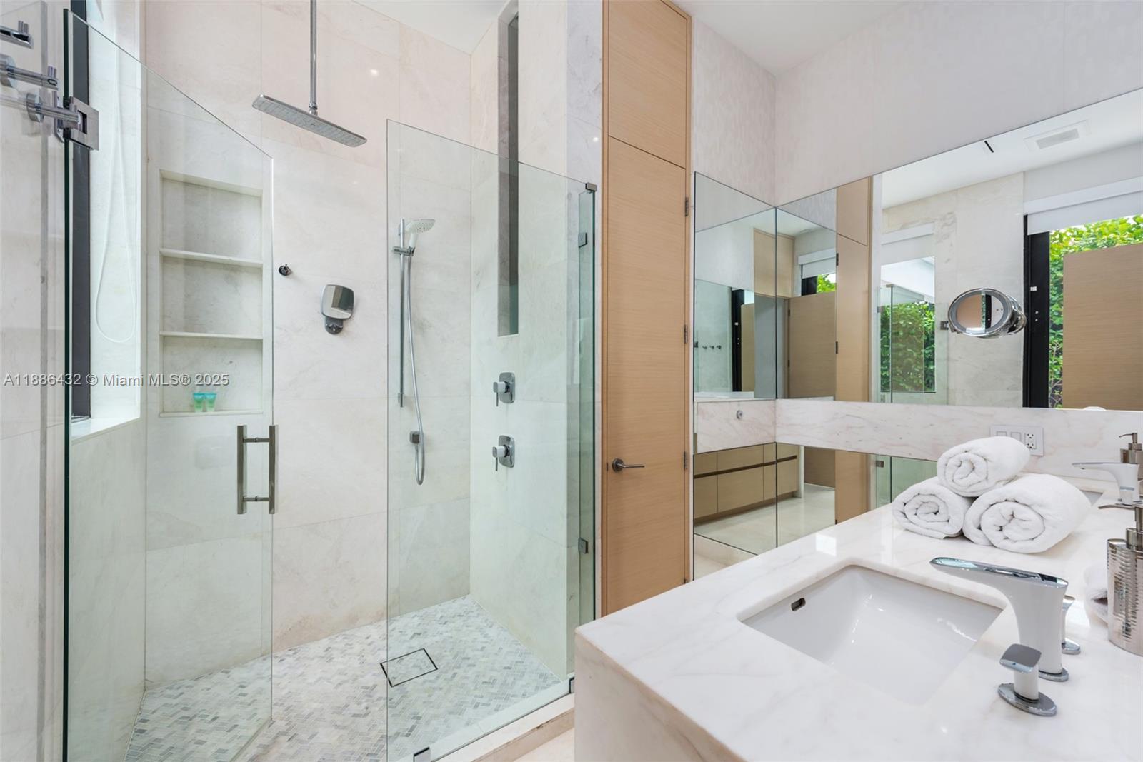 4675 NE 2nd Ave, Miami FL 33137