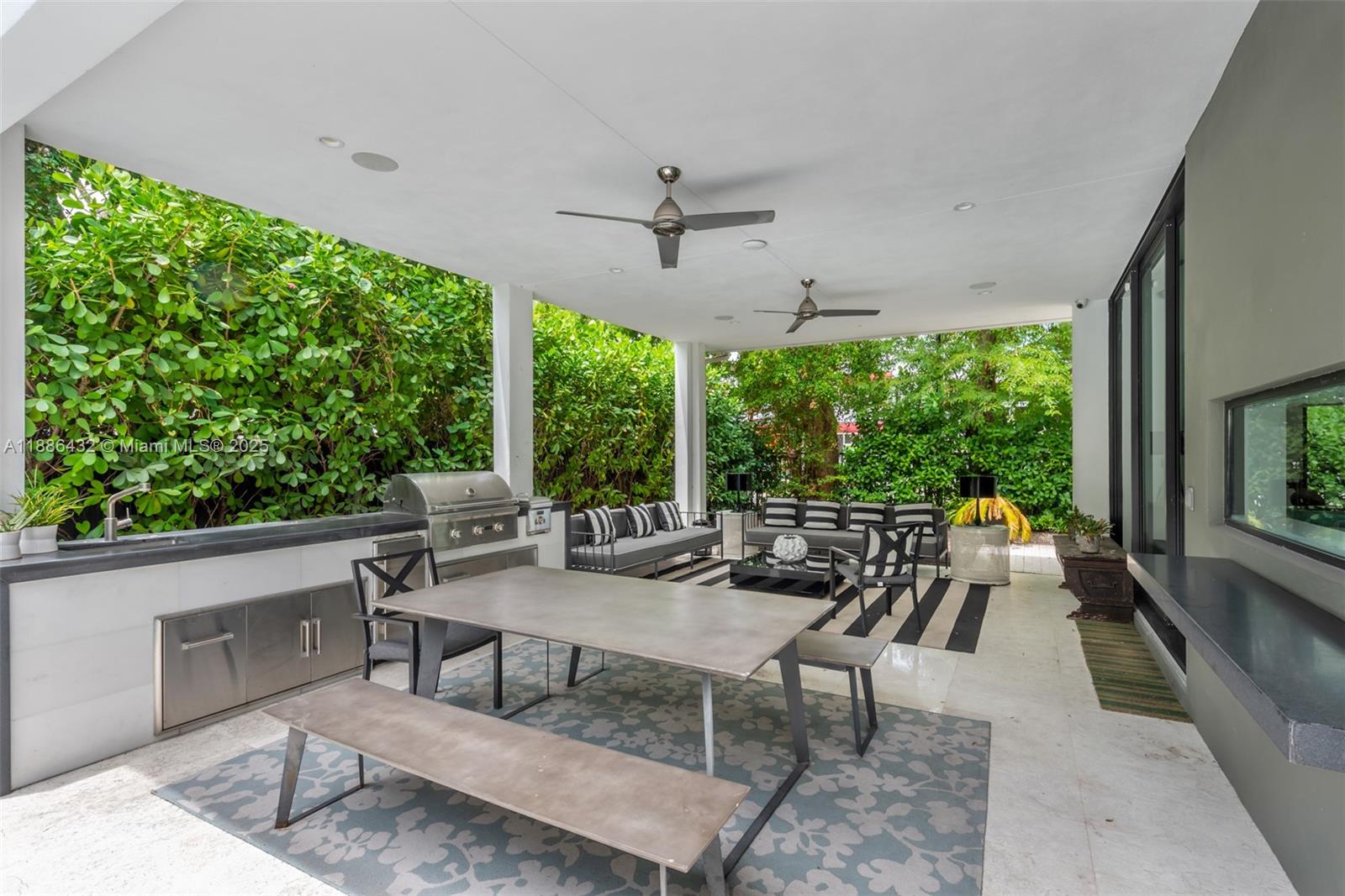 4675 NE 2nd Ave, Miami FL 33137