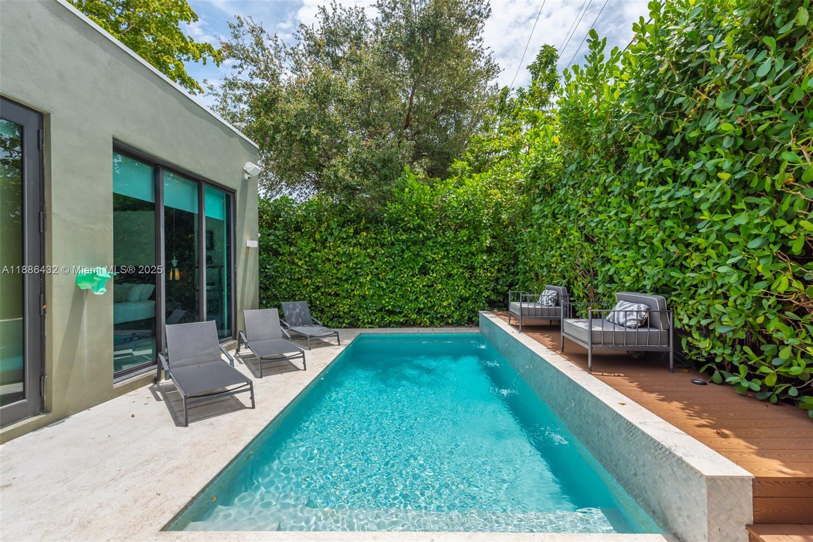 4675 NE 2nd Ave, Miami FL 33137