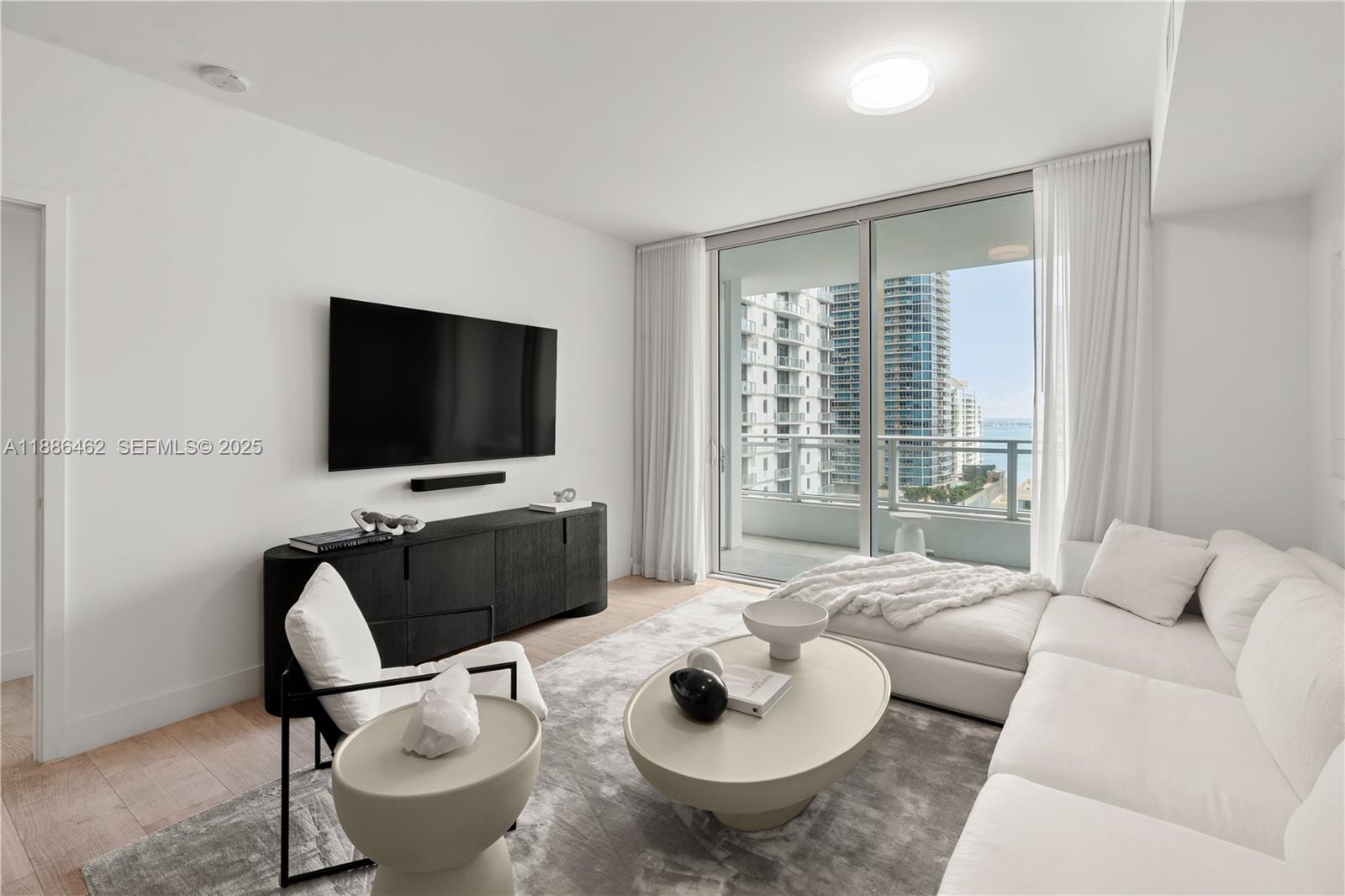 1080 Brickell Ave #2606, Miami FL 33131