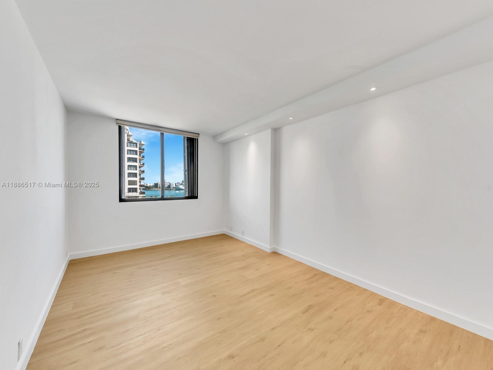 520 Brickell Key Dr #A806, Miami FL 33131