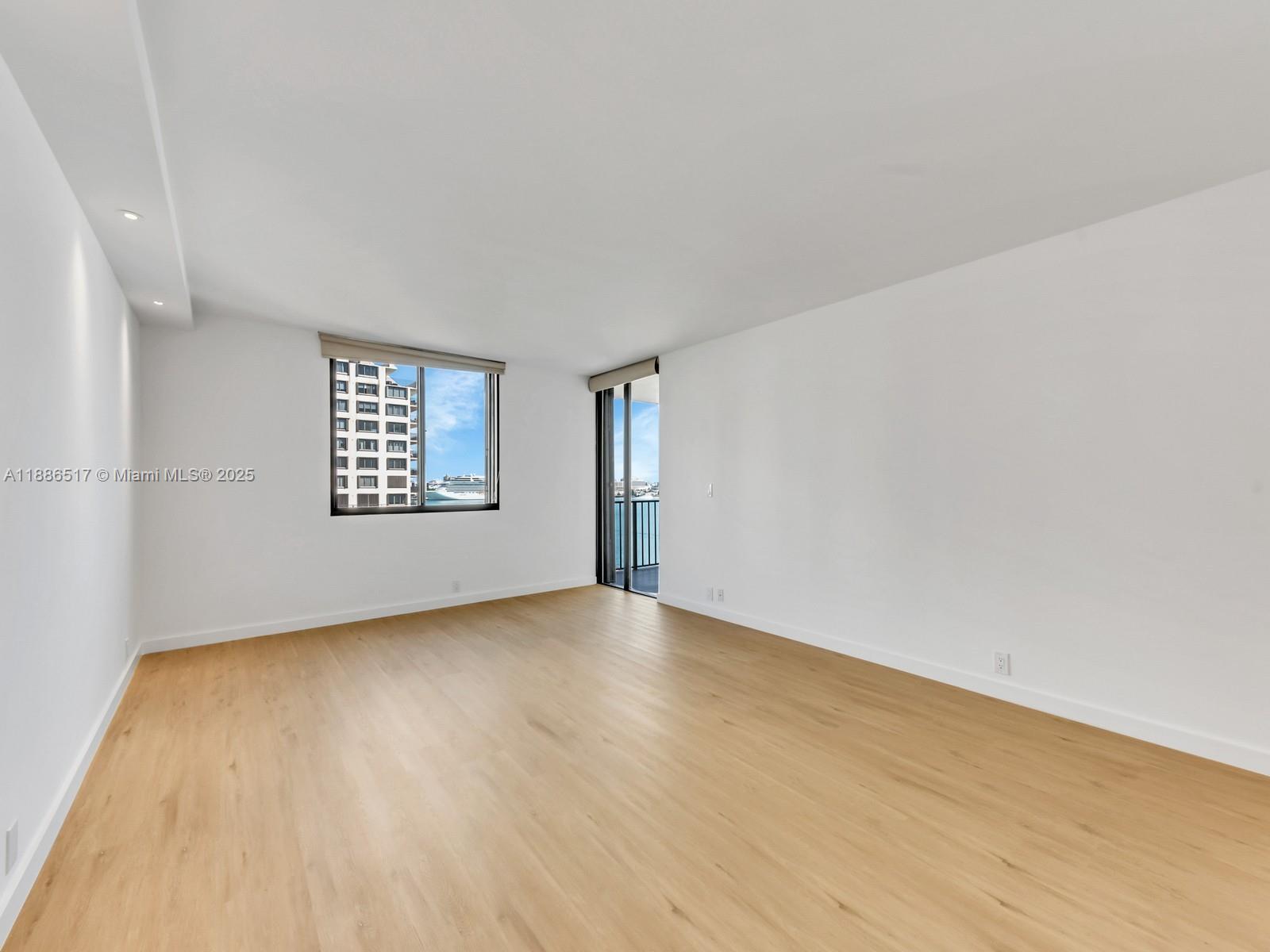 520 Brickell Key Dr #A806, Miami FL 33131
