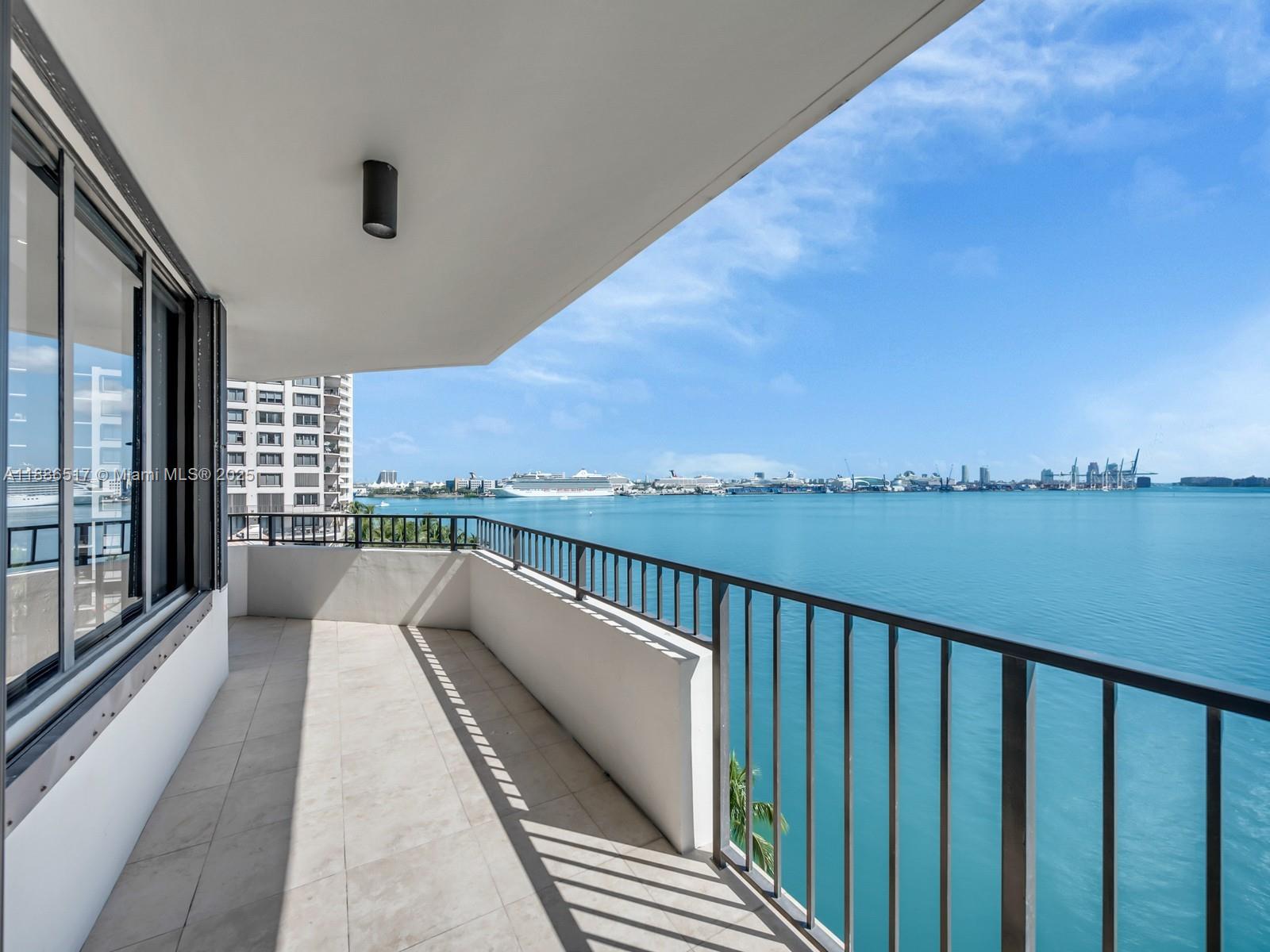 520 Brickell Key Dr #A806, Miami FL 33131