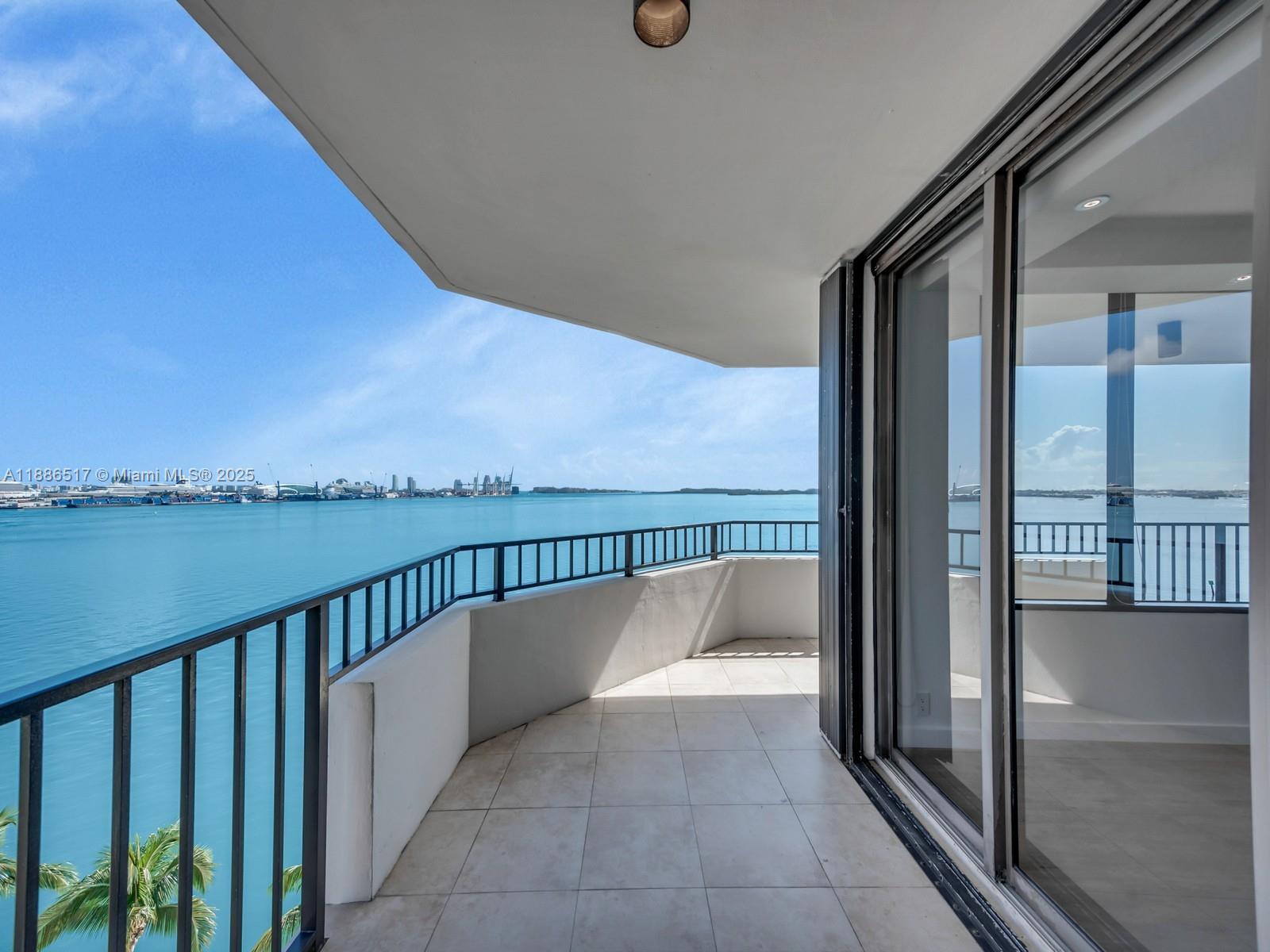 520 Brickell Key Dr #A806, Miami FL 33131