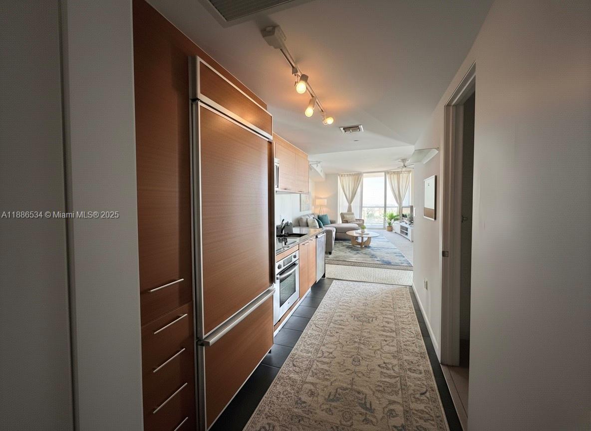 50 Biscayne Blvd #4903, Miami FL 33132