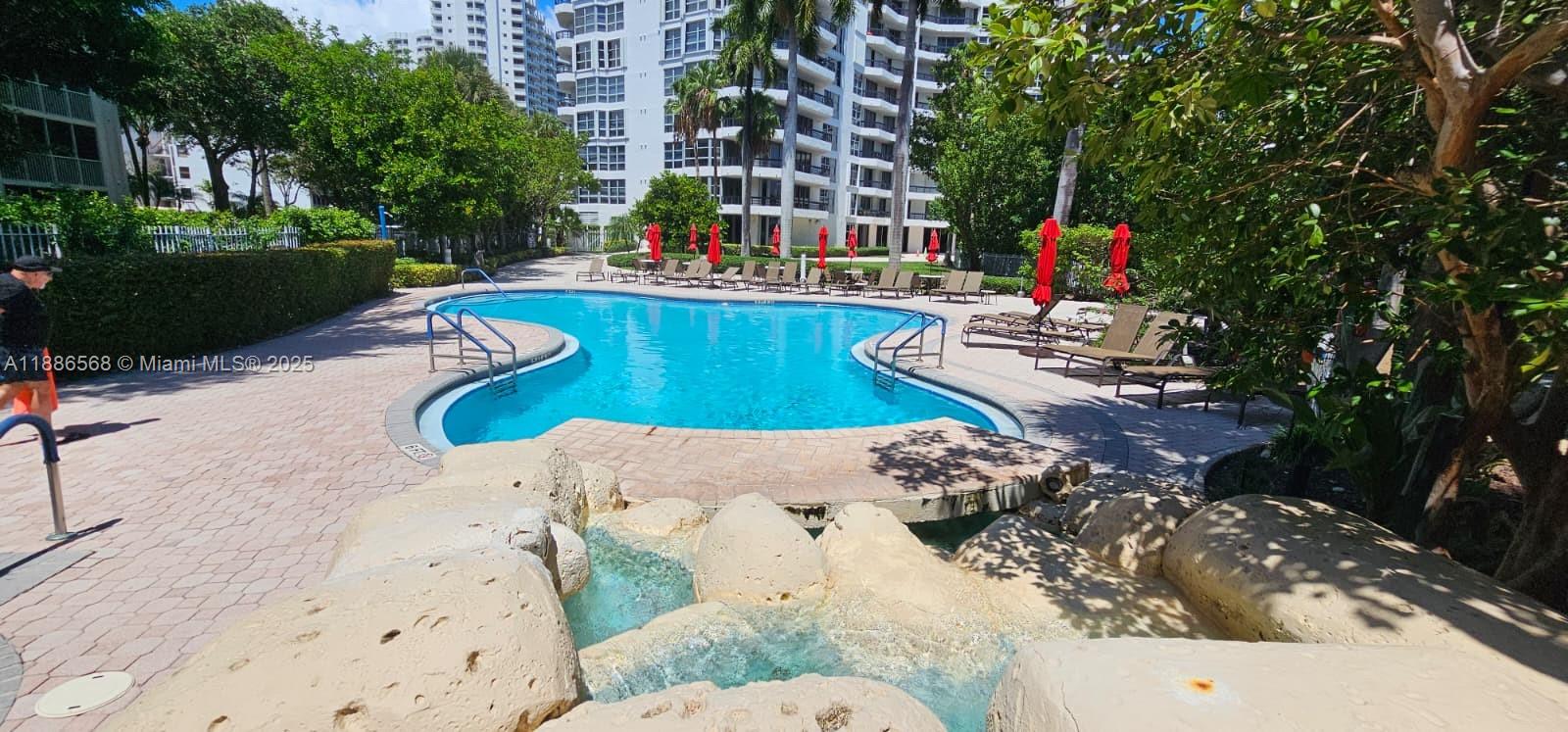 3400 NE 192nd St #303, Aventura FL 33180