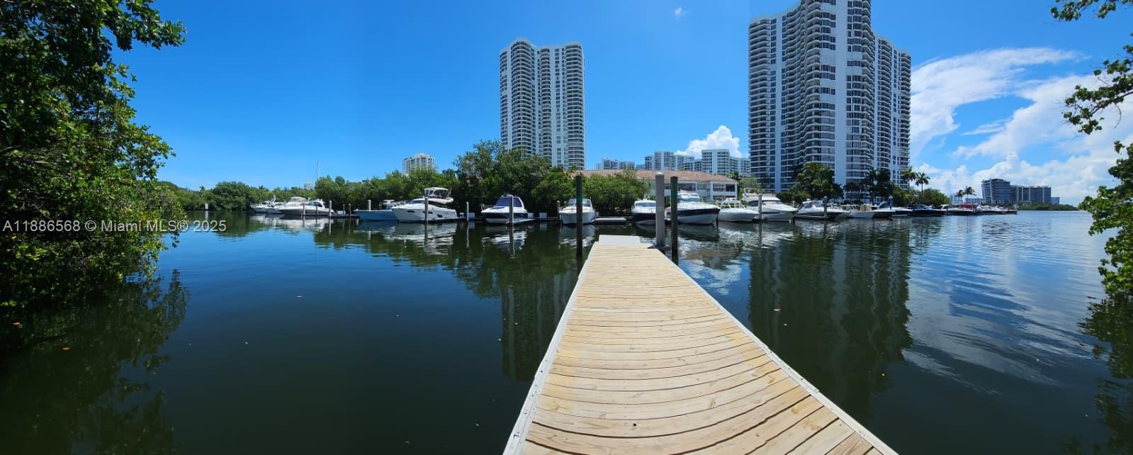 3400 NE 192nd St #303, Aventura FL 33180