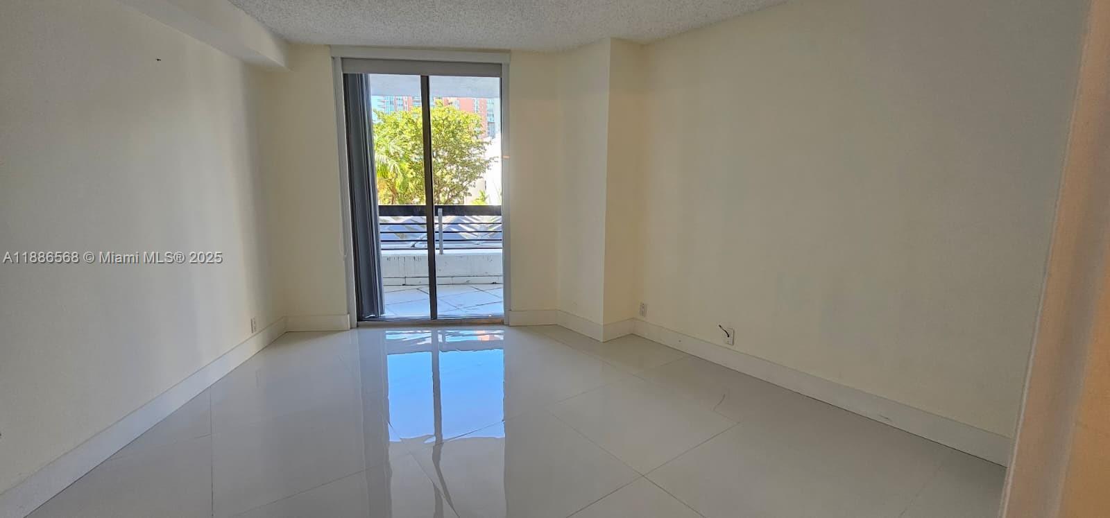 3400 NE 192nd St #303, Aventura FL 33180
