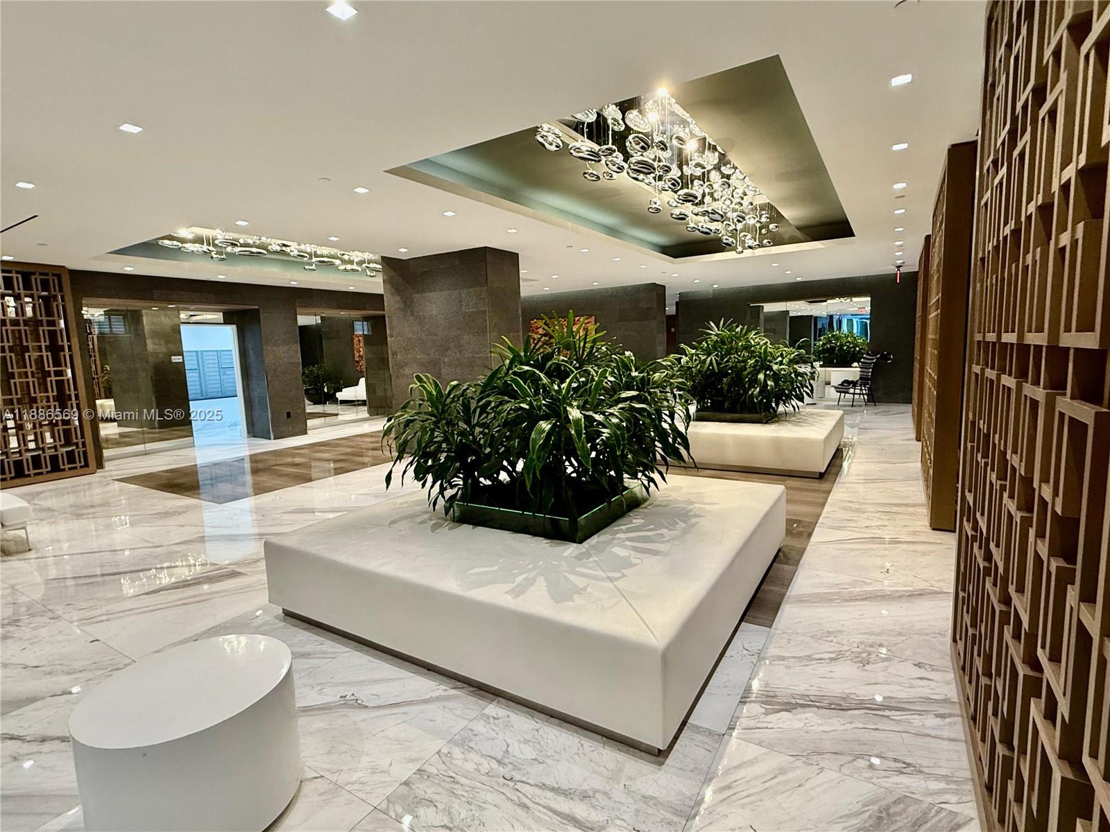 400 Sunny Isles Blvd #916, Sunny Isles Beach FL 33160