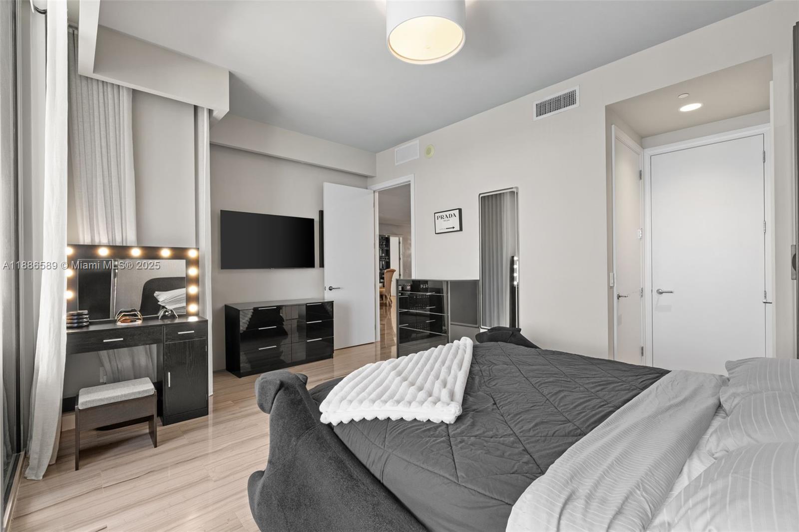 9705 Collins Ave #2304N, Bal Harbour FL 33154