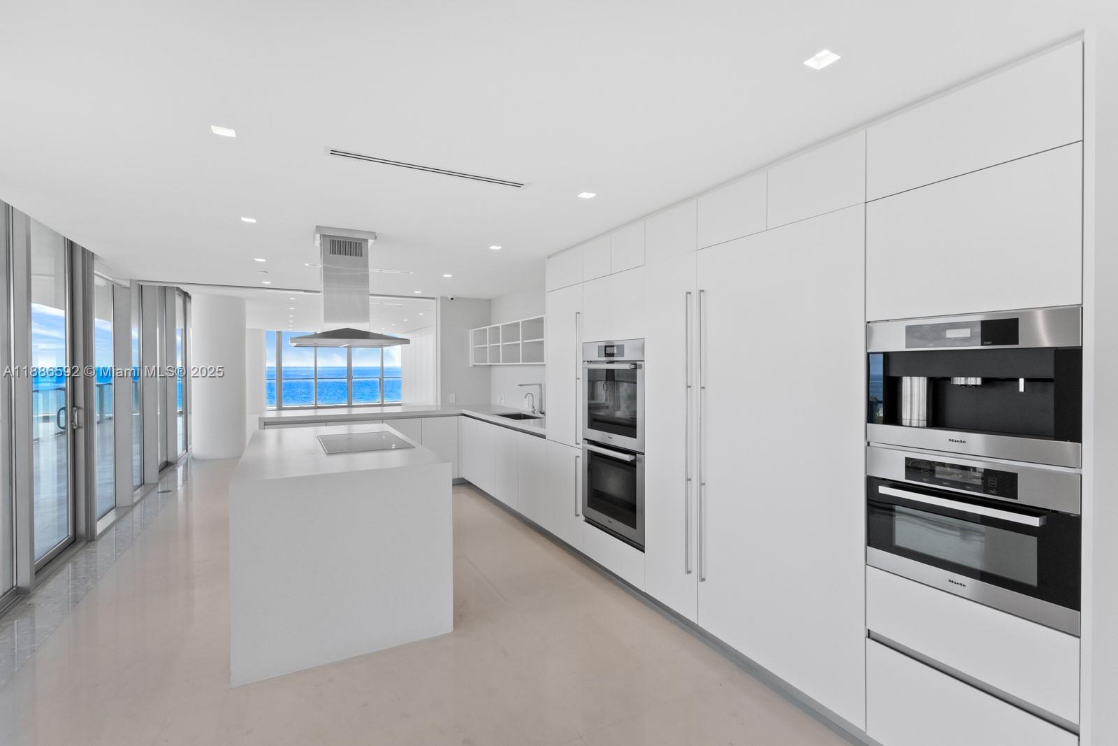 350 Ocean Dr #901N, Key Biscayne FL 33149