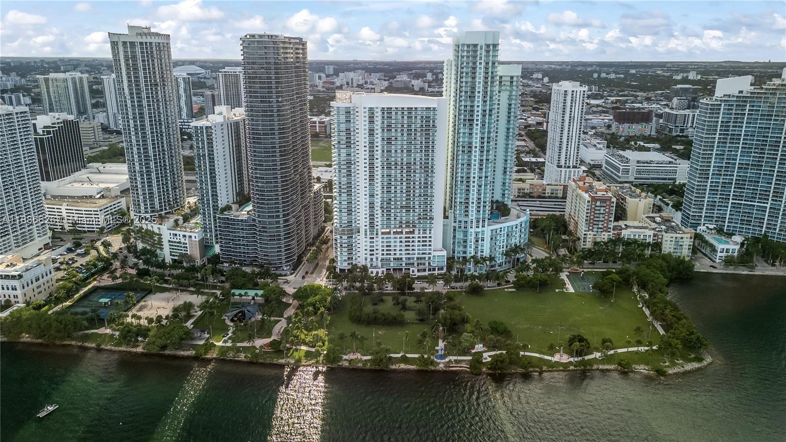 1800 N Bayshore Dr #4006, Miami FL 33132