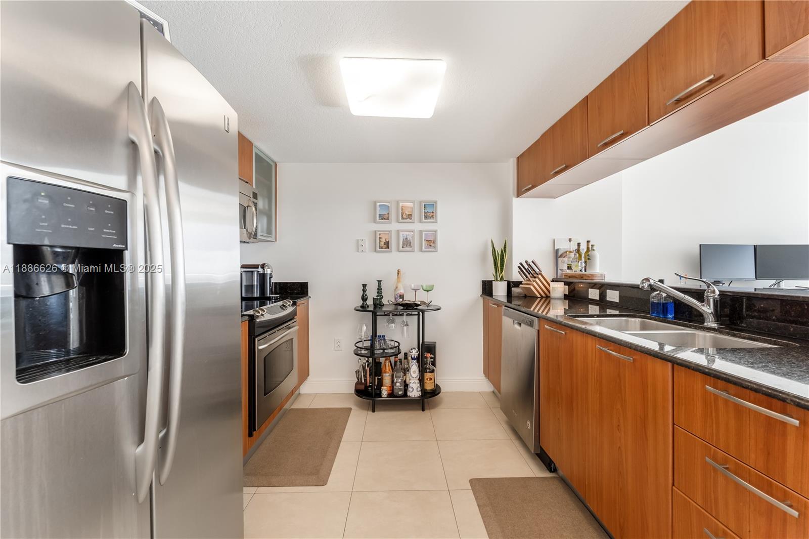1800 N Bayshore Dr #4006, Miami FL 33132