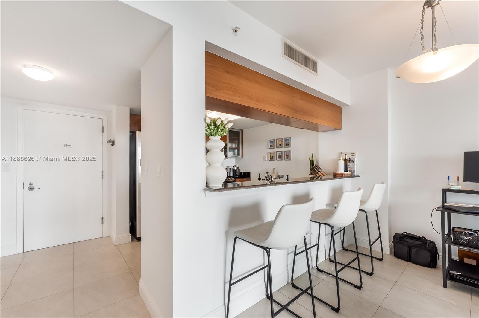 1800 N Bayshore Dr #4006, Miami FL 33132