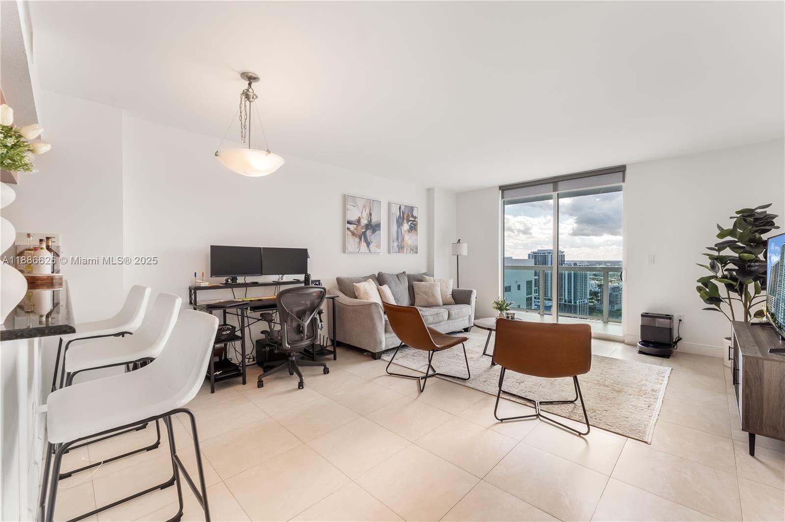 1800 N Bayshore Dr #4006, Miami FL 33132