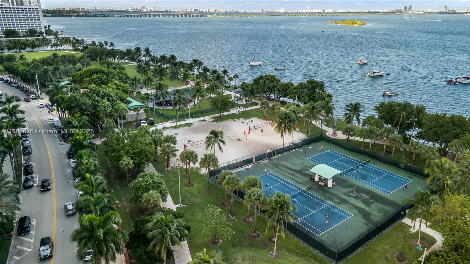 1800 N Bayshore Dr #4006, Miami FL 33132