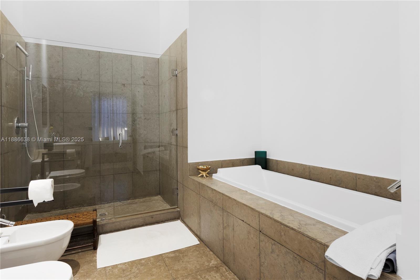 495 Brickell Ave #1510, Miami FL 33131