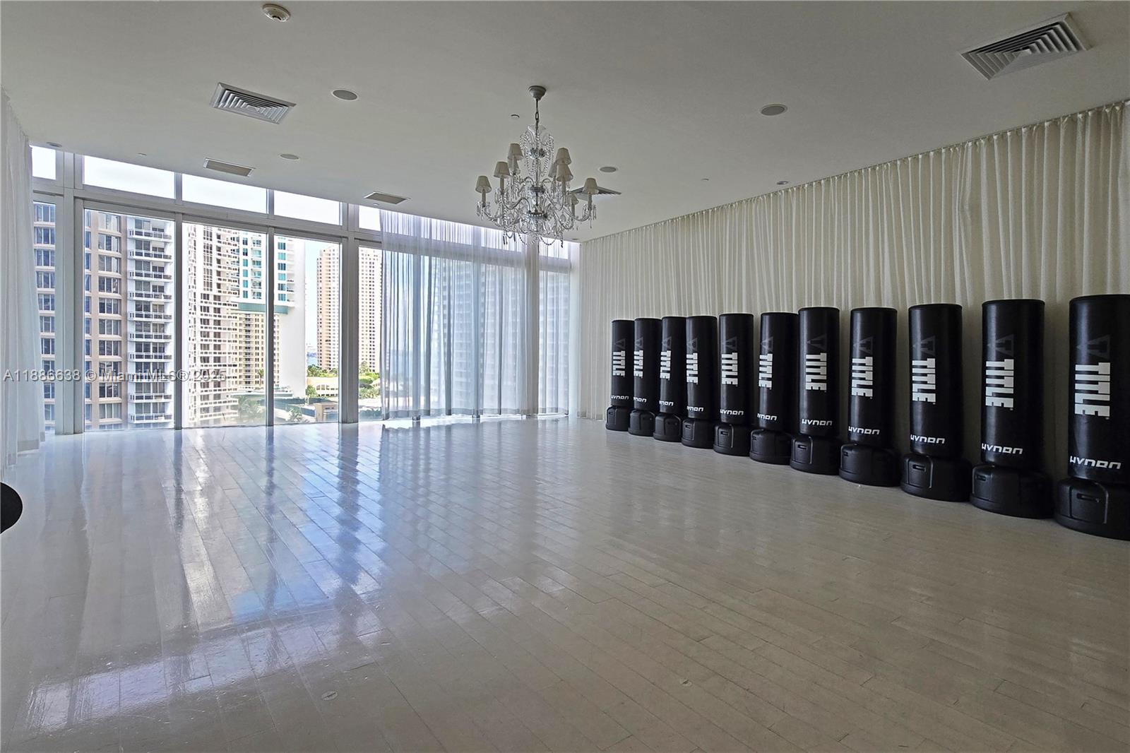 495 Brickell Ave #1510, Miami FL 33131
