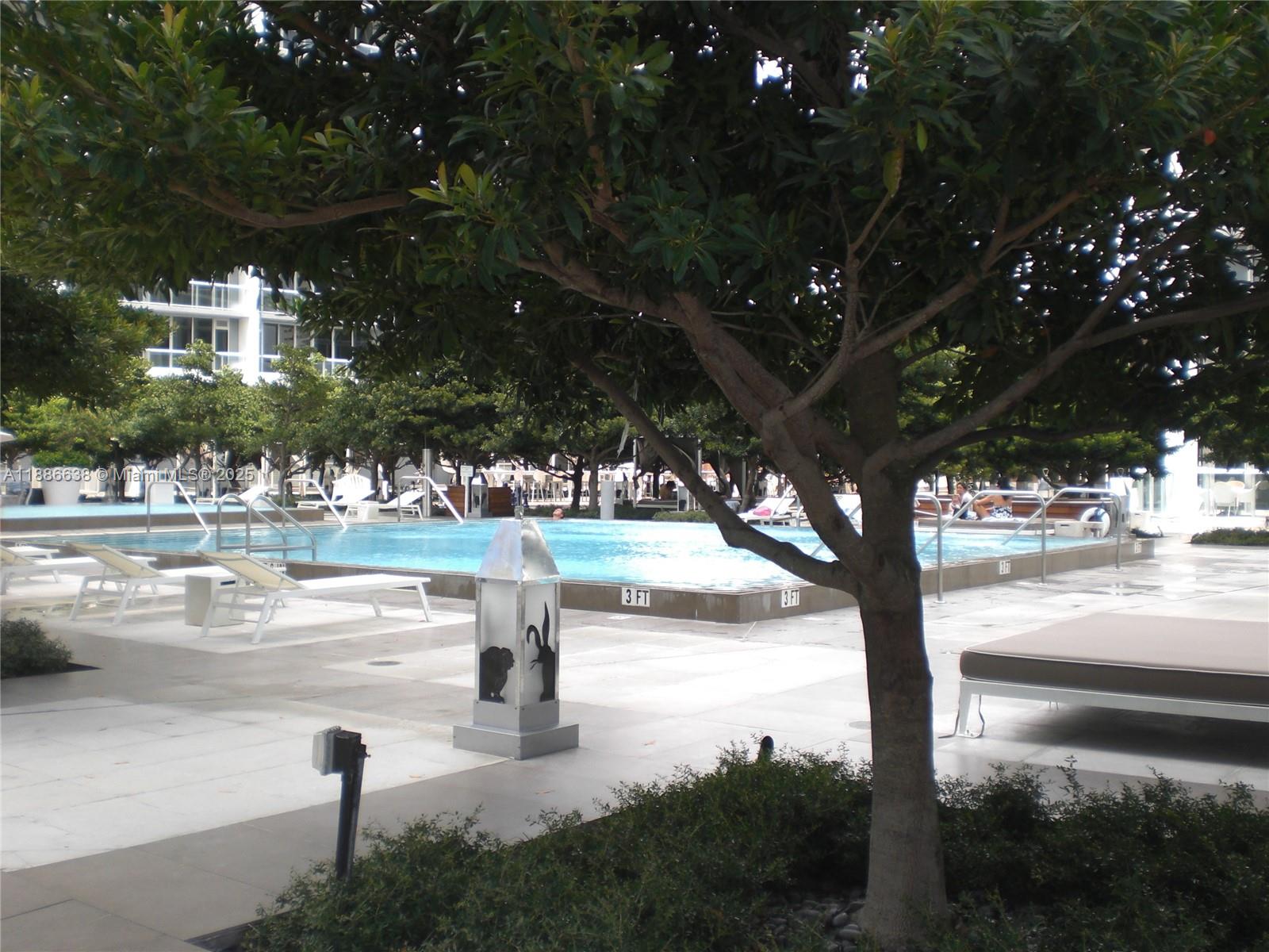 495 Brickell Ave #1510, Miami FL 33131