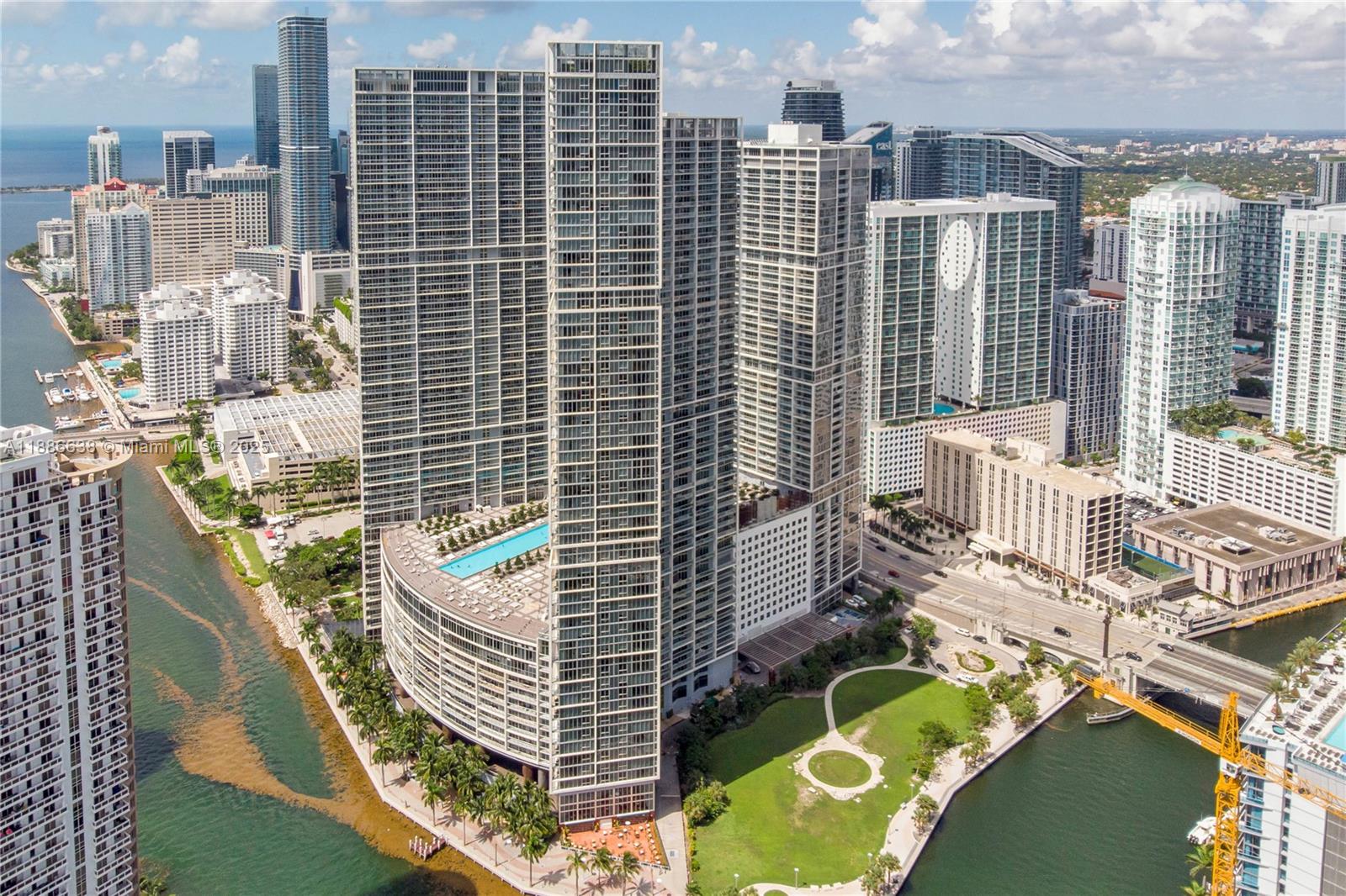 495 Brickell Ave #1510, Miami FL 33131
