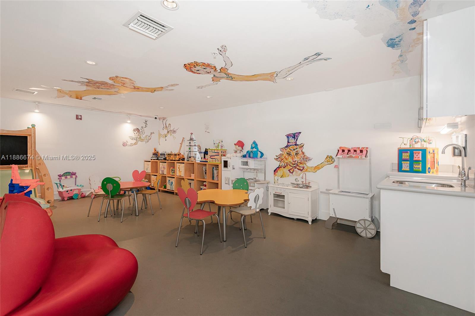 6103 Aqua Ave #605, Miami Beach FL 33141