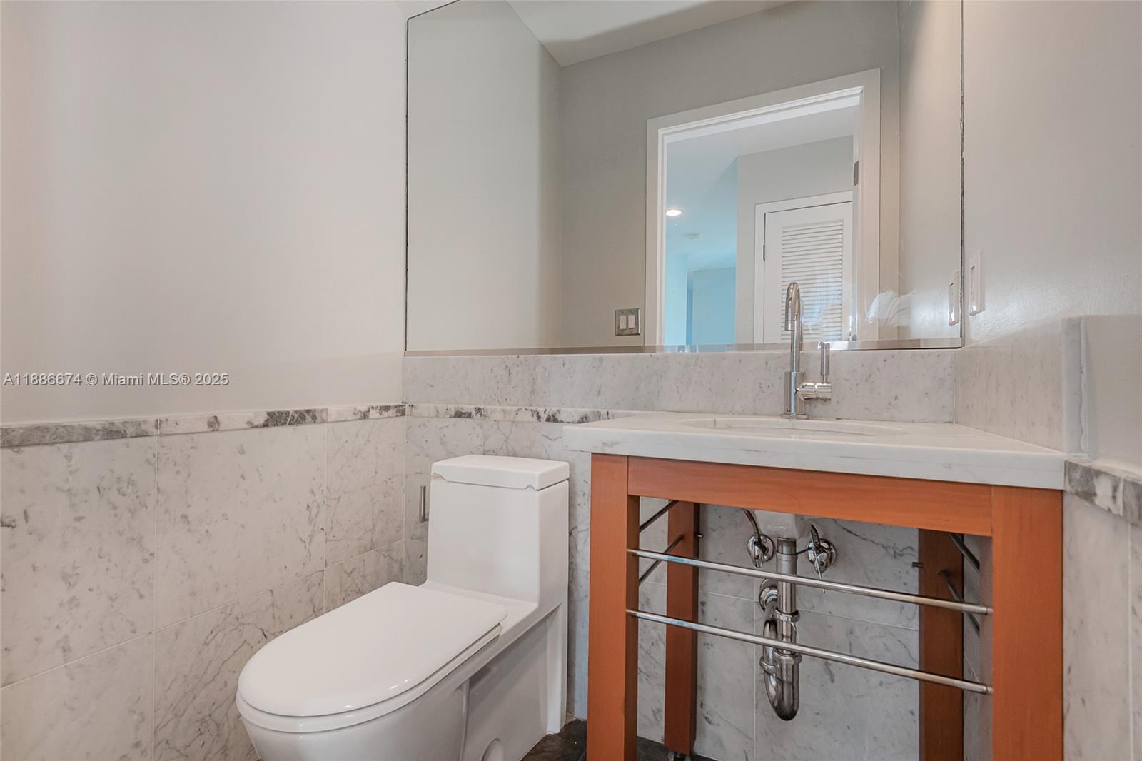 6103 Aqua Ave #605, Miami Beach FL 33141