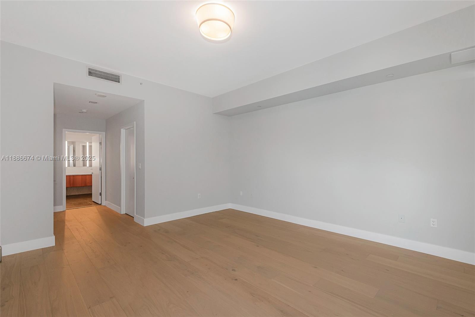 6103 Aqua Ave #605, Miami Beach FL 33141