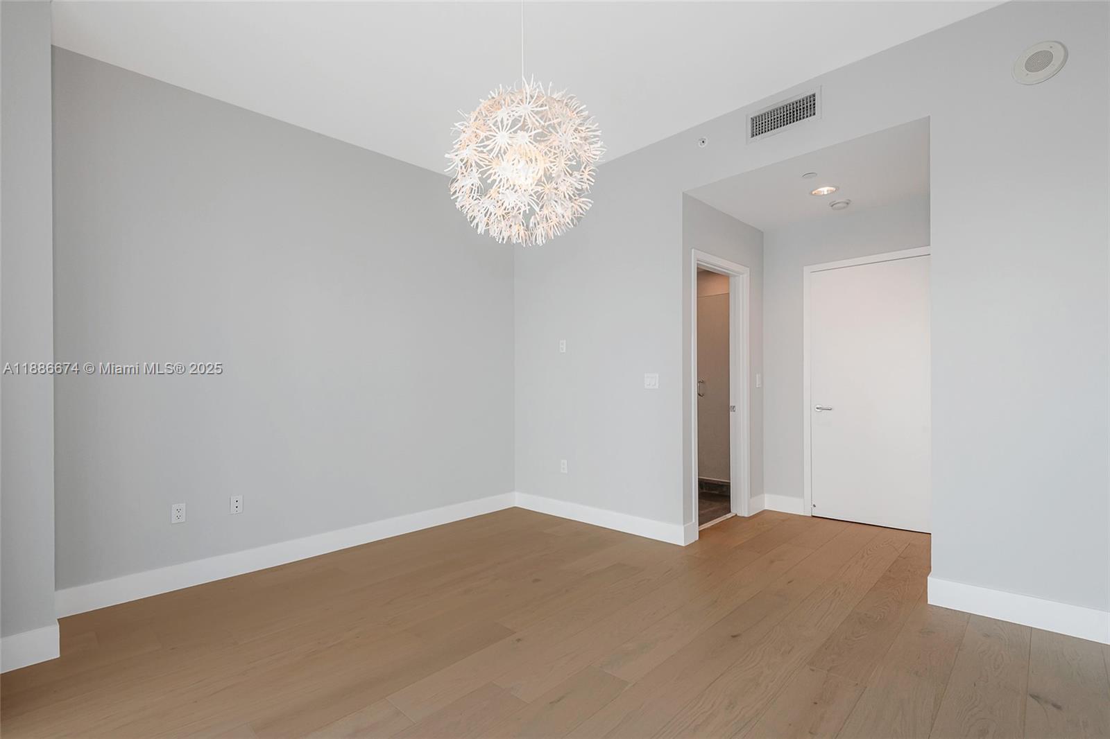 6103 Aqua Ave #605, Miami Beach FL 33141