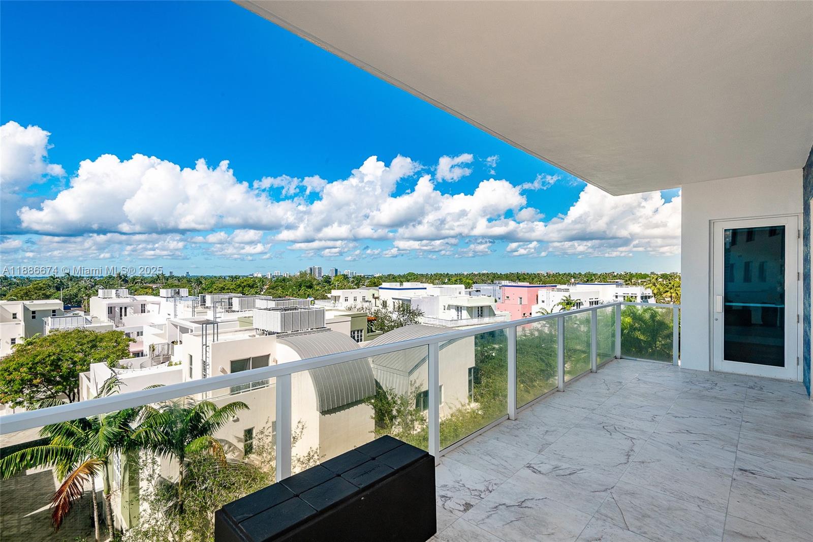 6103 Aqua Ave #605, Miami Beach FL 33141