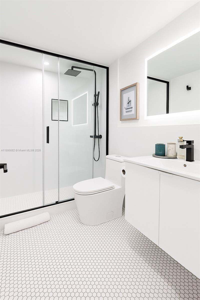 199 Ocean Lane Dr #115, Key Biscayne FL 33149