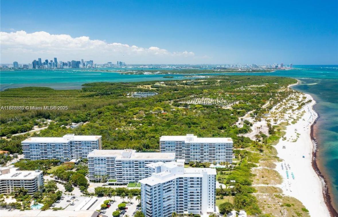 199 Ocean Lane Dr #115, Key Biscayne FL 33149