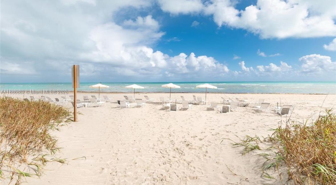 199 Ocean Lane Dr #115, Key Biscayne FL 33149