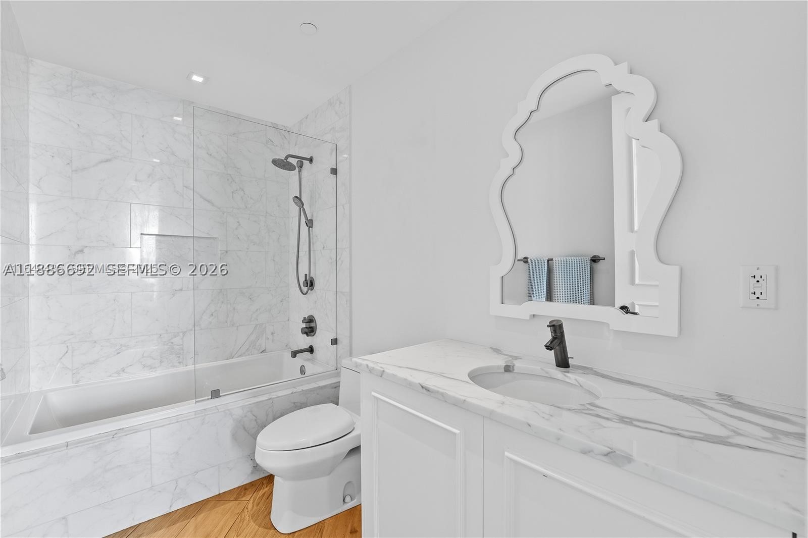 2020 N Bayshore Dr #2702, Miami FL 33137