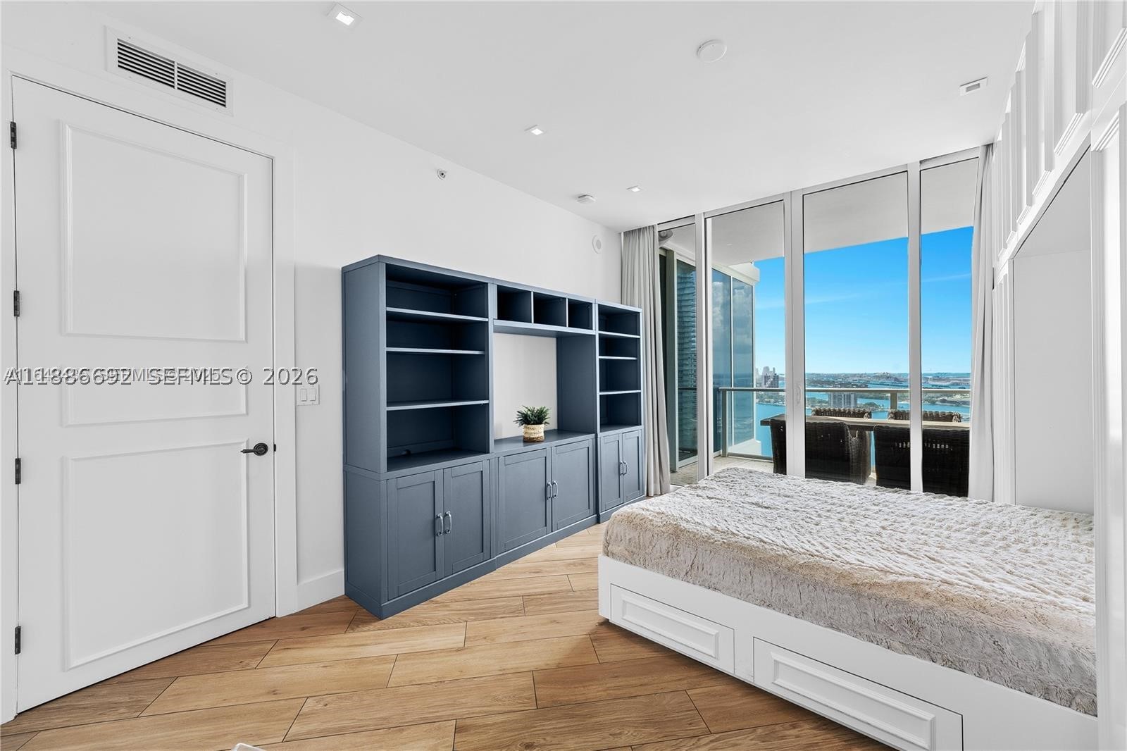 2020 N Bayshore Dr #2702, Miami FL 33137