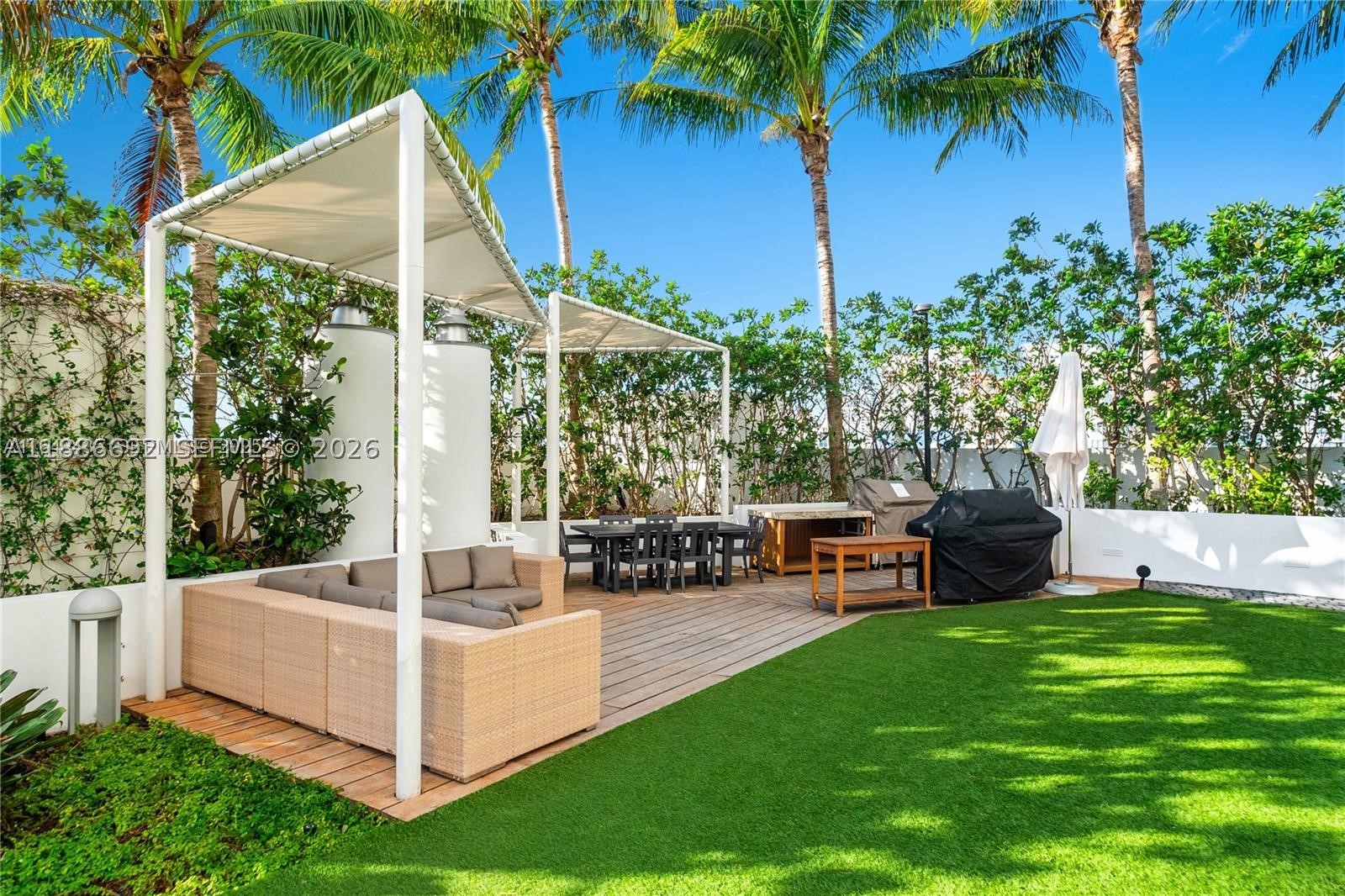 2020 N Bayshore Dr #2702, Miami FL 33137