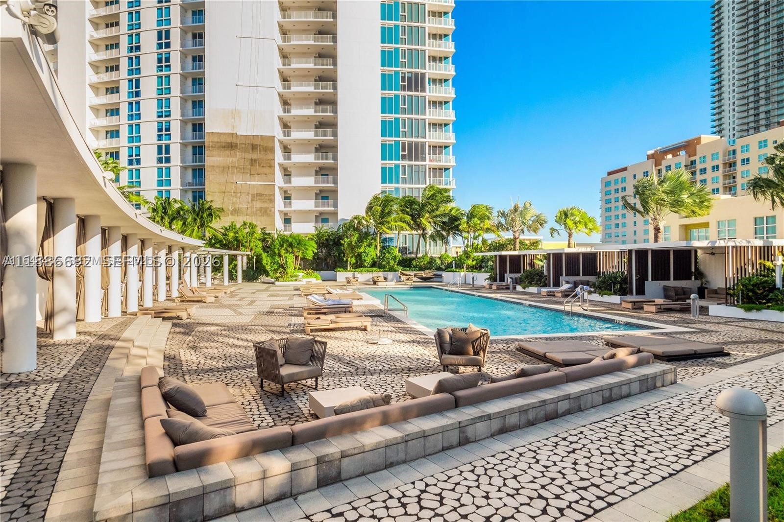 2020 N Bayshore Dr #2702, Miami FL 33137