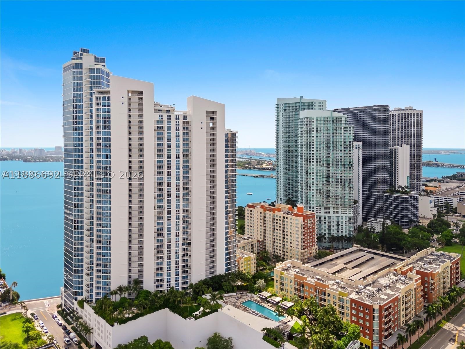 2020 N Bayshore Dr #2702, Miami FL 33137