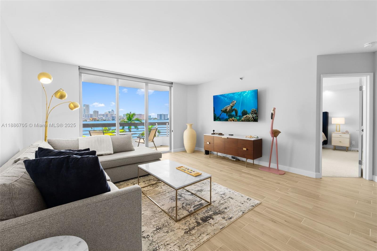 3600 Mystic Pointe Dr #614, Aventura FL 33180