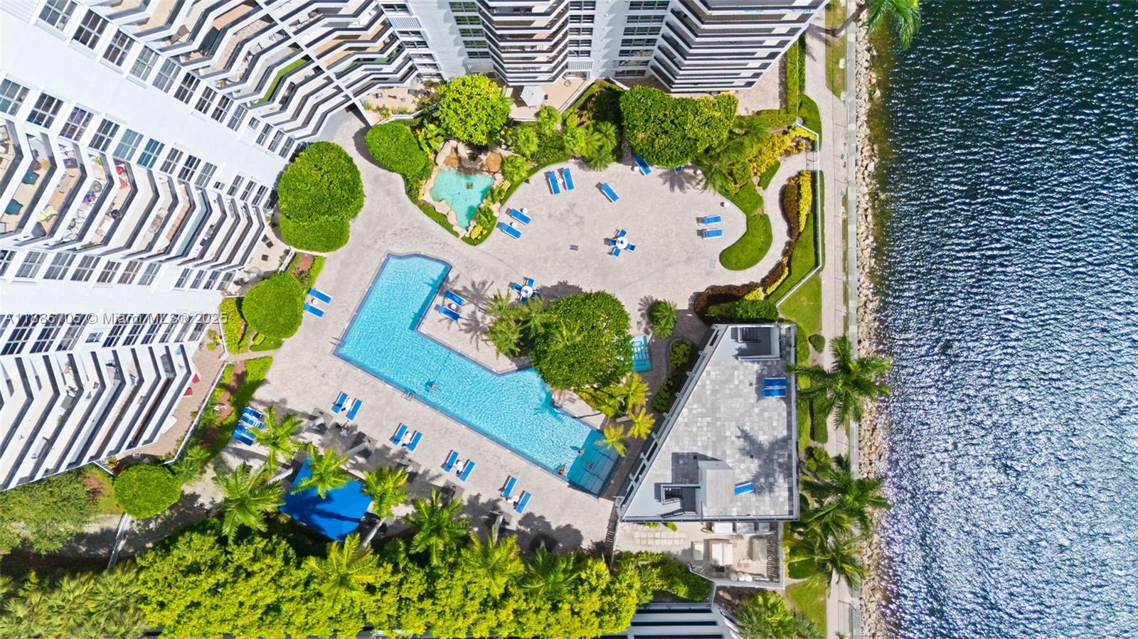 3600 Mystic Pointe Dr #614, Aventura FL 33180