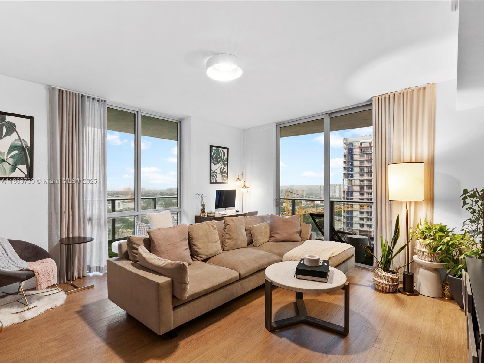 1010 SW 2nd Ave #1908, Miami FL 33130