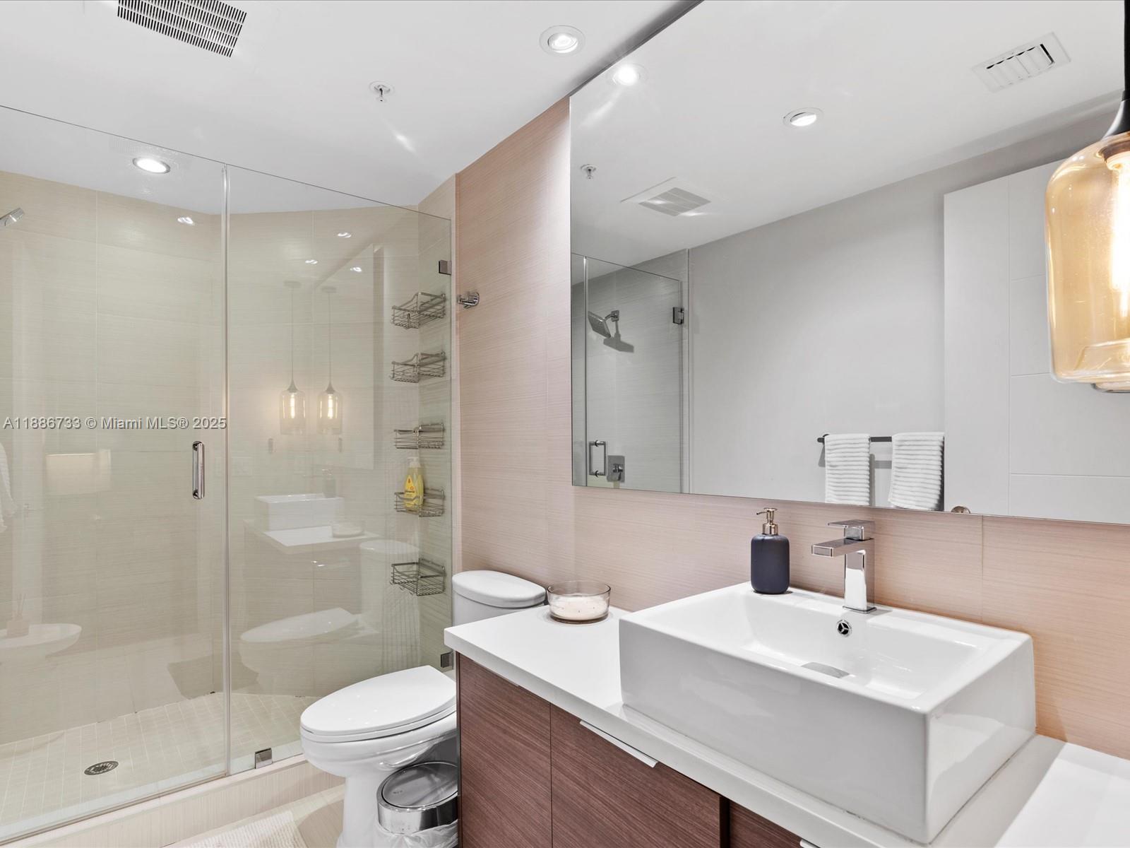 1010 SW 2nd Ave #1908, Miami FL 33130