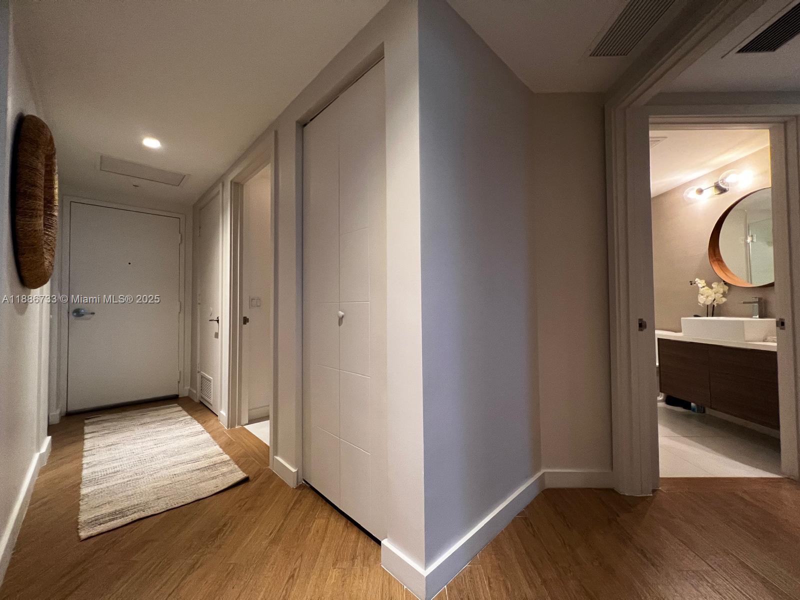 1010 SW 2nd Ave #1908, Miami FL 33130
