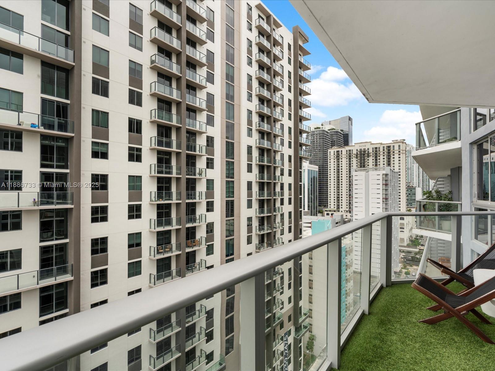1010 SW 2nd Ave #1908, Miami FL 33130