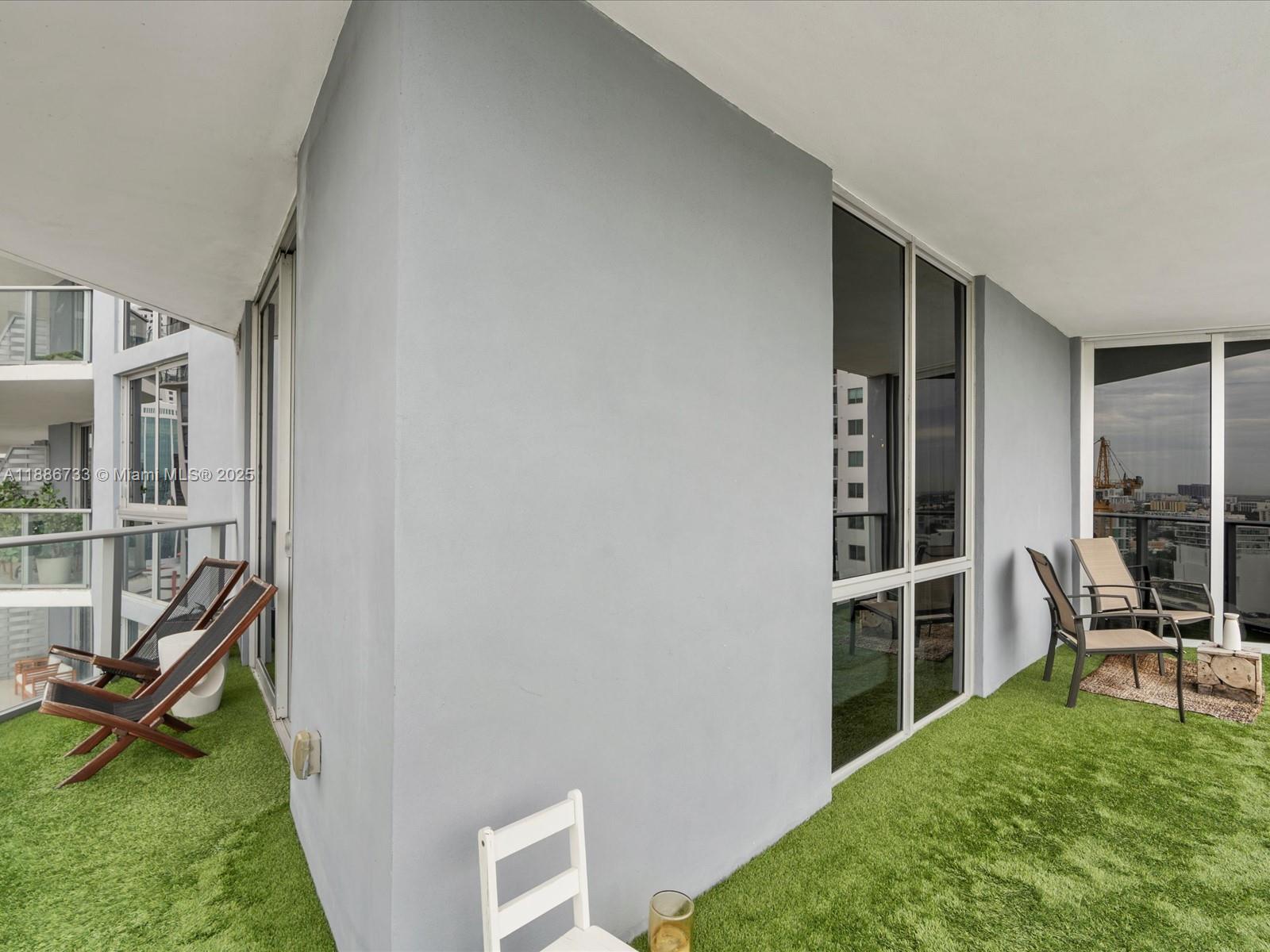 1010 SW 2nd Ave #1908, Miami FL 33130