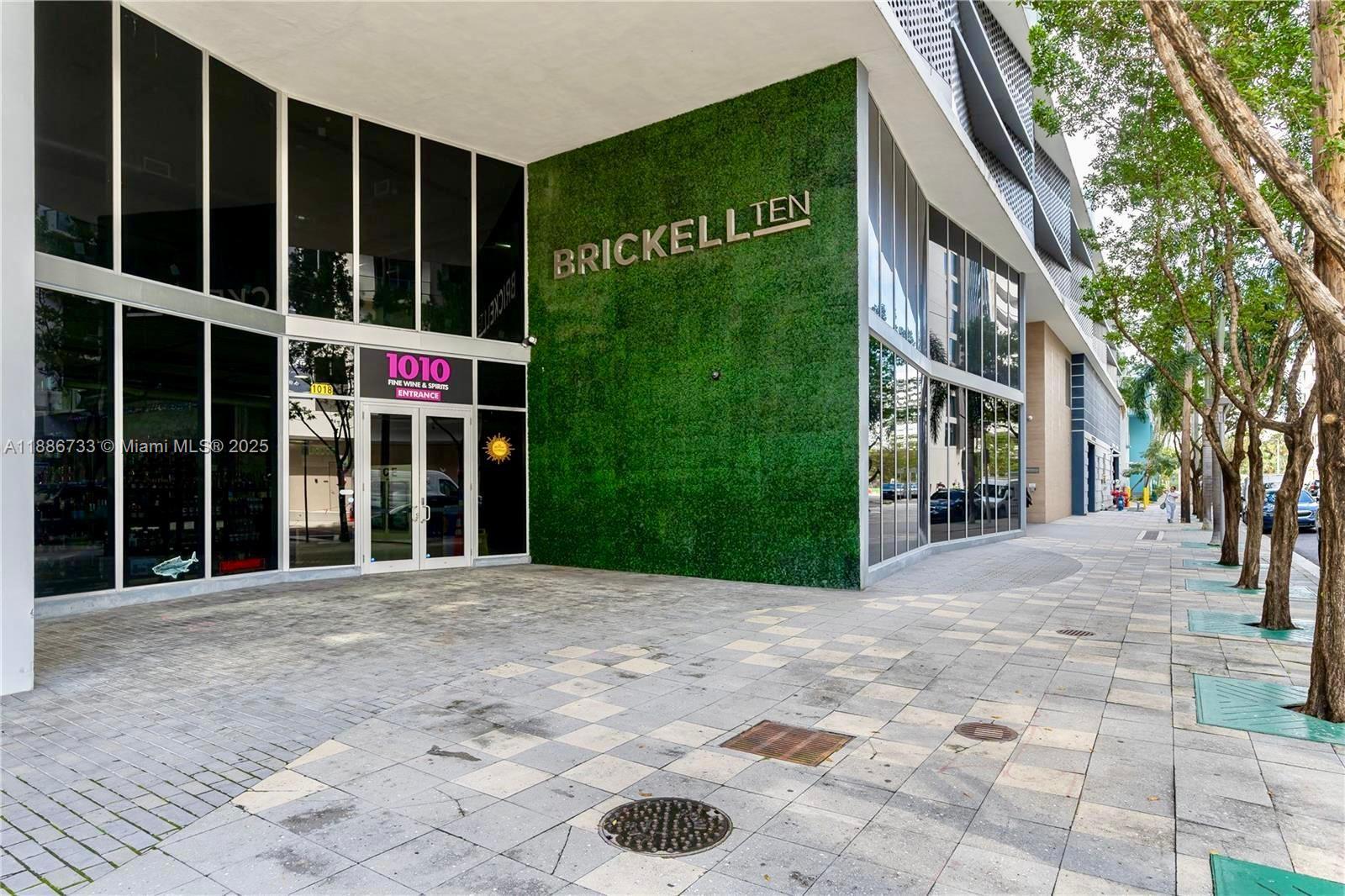 1010 SW 2nd Ave #1908, Miami FL 33130