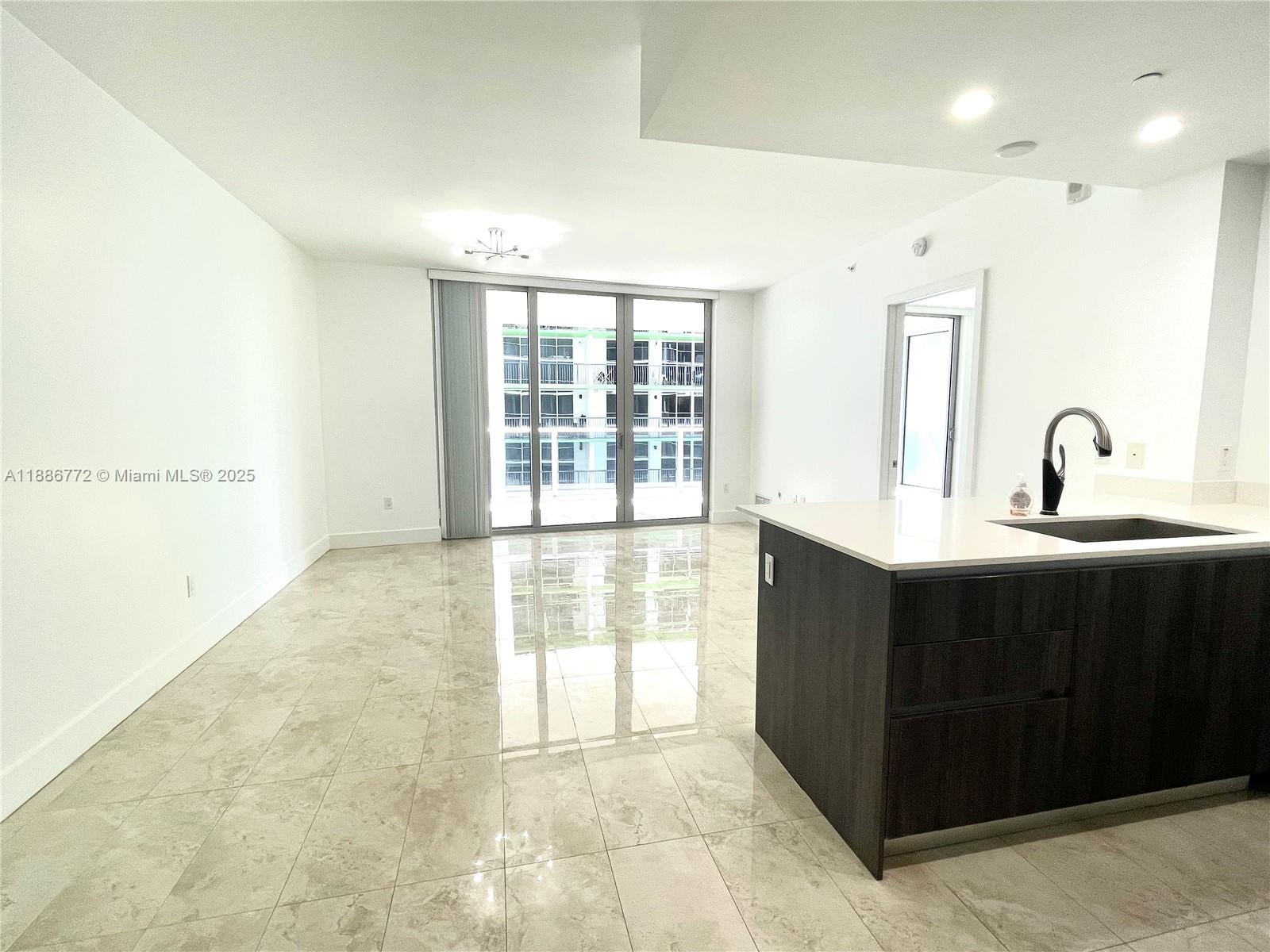 488 NE 18th St #2804, Miami FL 33132